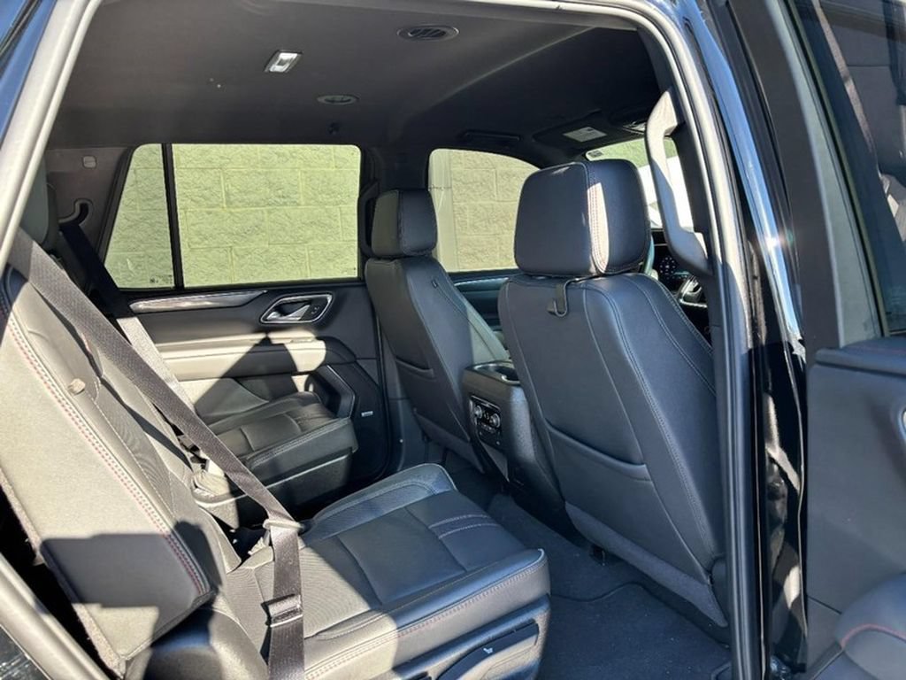 Used 2024 Chevrolet Tahoe RST w/ RST Performance Edition AWD/4WD image 12