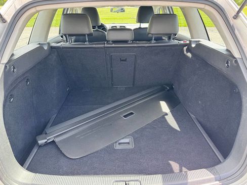 Used 2012 Volkswagen Jetta TDI FWD image 10