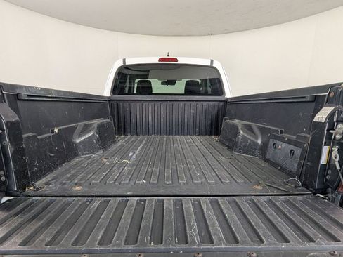 Used 2019 Toyota Tacoma SR image 21