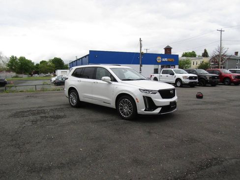 Used 2020 Cadillac XT6 Sport AWD/4WD image 8