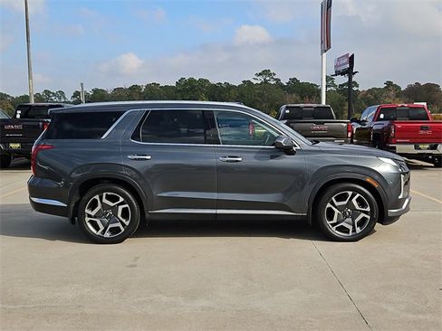 Used 2023 Hyundai Palisade Limited image 9