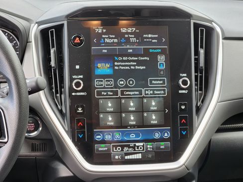 Used 2025 Subaru Crosstrek 2.0i Premium image 24