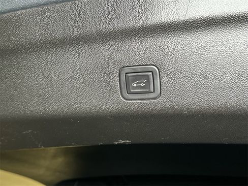 Used 2023 Chevrolet Tahoe RST w/ RST Performance Edition image 7