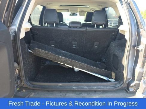 Used 2019 Ford EcoSport Titanium FWD image 19