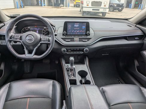 Used 2020 Nissan Altima 2.5 SR image 15