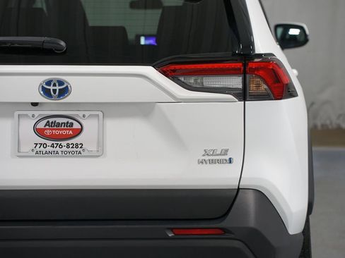 Certified 2024 Toyota RAV4 XLE image 10