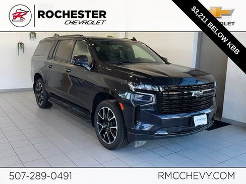 Used 2023 Chevrolet Suburban RST w/ Luxury Package AWD/4WD image 1