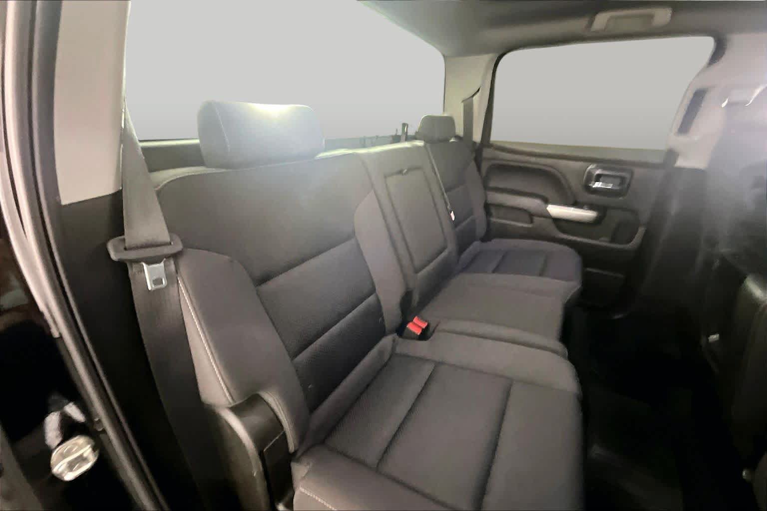 Used 2018 Chevrolet Silverado 1500 LT w/ Texas Edition RWD image 19
