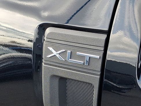 Used 2022 Ford Maverick XLT w/ Equipment Group 300A Standard image 31