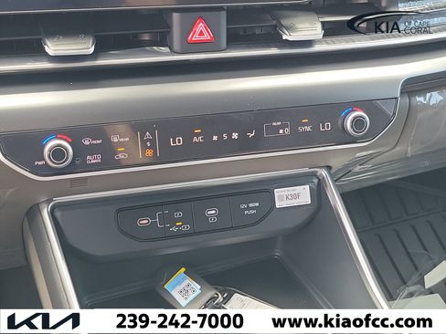 New 2026 Kia Carnival LX FWD image 28