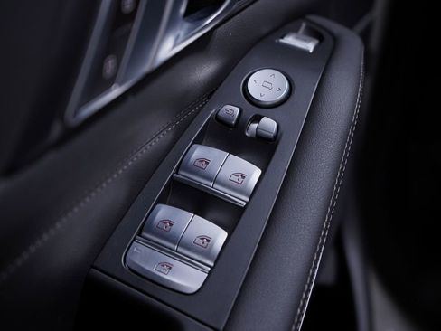 Certified 2024 BMW X7 xDrive40i w/ Parking Assistance Package image 17