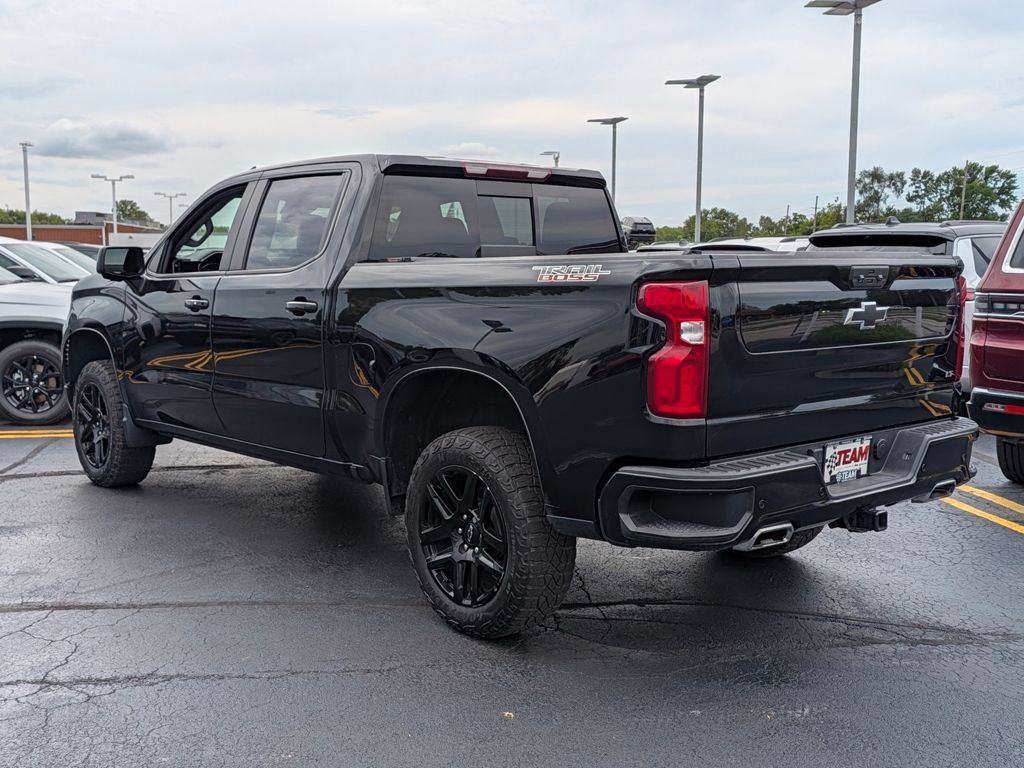 Used 2022 Chevrolet Silverado 1500 LT Trail Boss w/ LT Trail Boss Premium Package AWD/4WD image 5