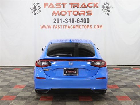 Used 2022 Honda Civic Sport image 5
