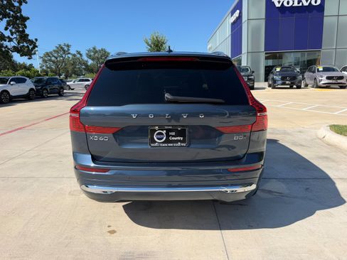 Certified 2023 Volvo XC60 B5 Plus AWD/4WD image 5