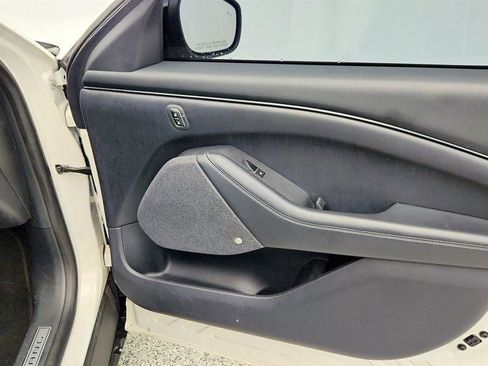 Used 2021 Ford Mustang Mach-E Premium image 25