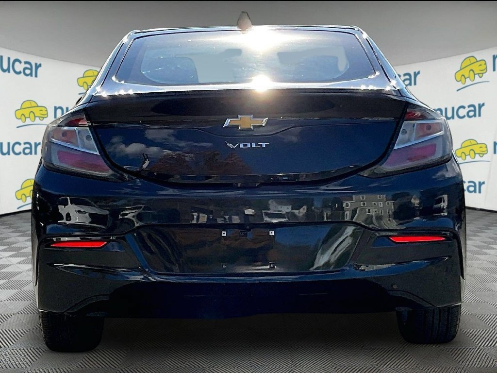 Used 2018 Chevrolet Volt LT FWD image 5