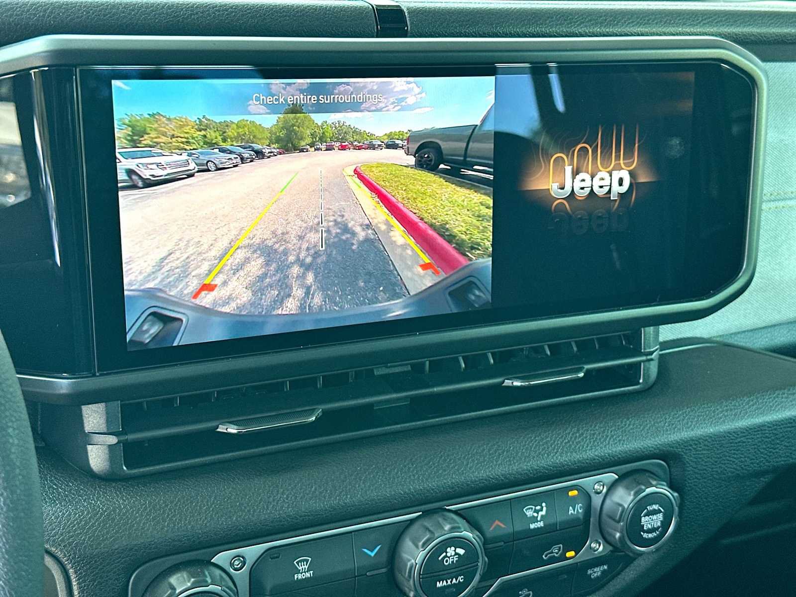 New 2026 Jeep Gladiator Sport AWD/4WD image 20