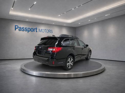 Used 2019 Subaru Outback 2.5i Limited w/ Popular Package #2 AWD/4WD image 4