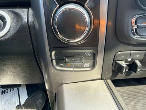 Used 2023 RAM 1500 Warlock AWD/4WD image 36
