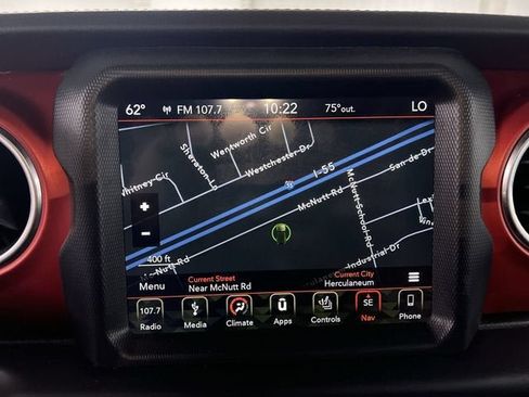 Used 2019 Jeep Wrangler Unlimited Rubicon w/ Dual Top Group AWD/4WD image 14