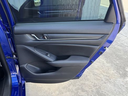 Used 2020 Honda Accord Sport image 39