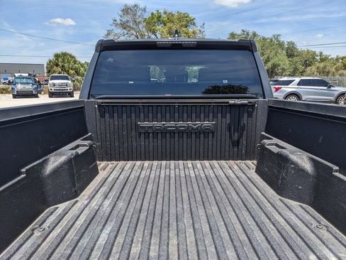 Used 2024 Toyota Tacoma SR5 AWD/4WD image 13