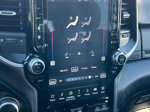 Used 2023 RAM 1500 Big Horn AWD/4WD image 28