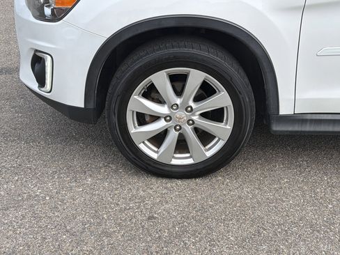 Used 2015 Mitsubishi Outlander Sport GT image 9