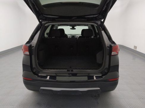 Used 2023 Chevrolet Equinox LT w/ Driver Convenience Package image 29