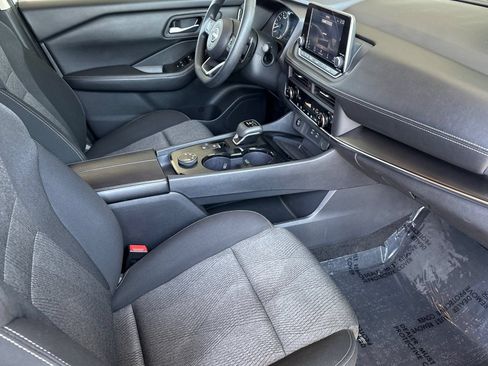 Certified 2024 Nissan Rogue SV AWD/4WD image 21