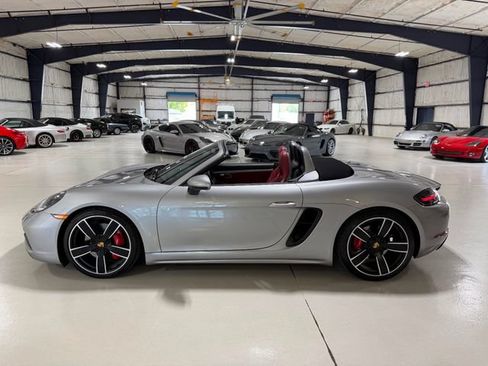 Used 2023 Porsche 718 Boxster GTS RWD image 98