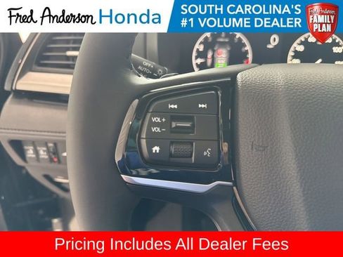 New 2026 Honda Odyssey Touring image 11