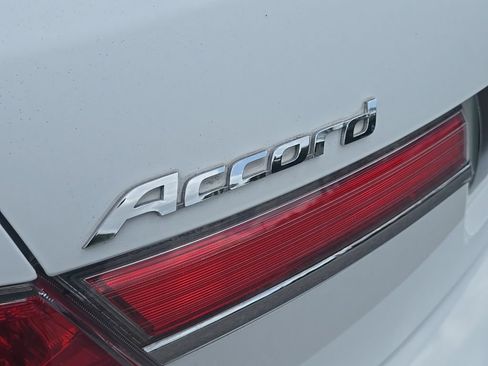 Used 2012 Honda Accord LX image 12