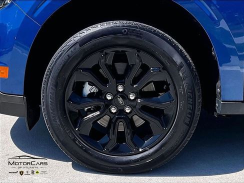 Used 2023 Ford Maverick Lariat w/ Lariat Luxury Package FWD image 10