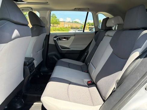 Used 2025 Toyota RAV4 XLE w/ Convenience Package AWD/4WD image 27