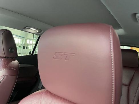 New 2025 Buick Envision Sport Touring image 5