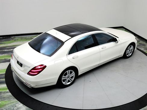Used 2019 Mercedes-Benz S 450 Sedan image 37