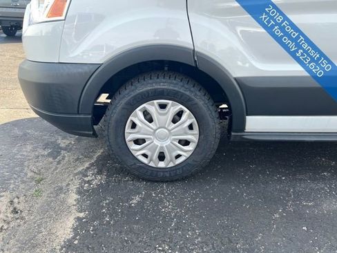Used 2018 Ford Transit 150 XLT image 22