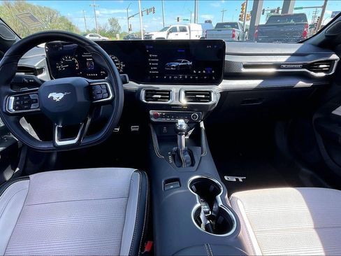 Used 2025 Ford Mustang GT Premium RWD image 14