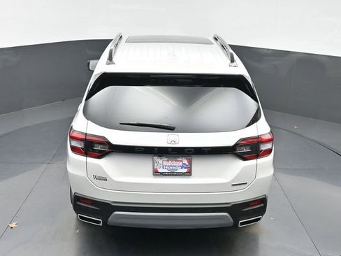 New 2025 Honda Pilot Touring image 31