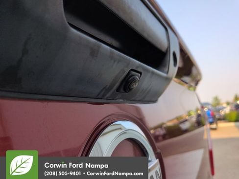Used 2019 Nissan Titan SV AWD/4WD image 29