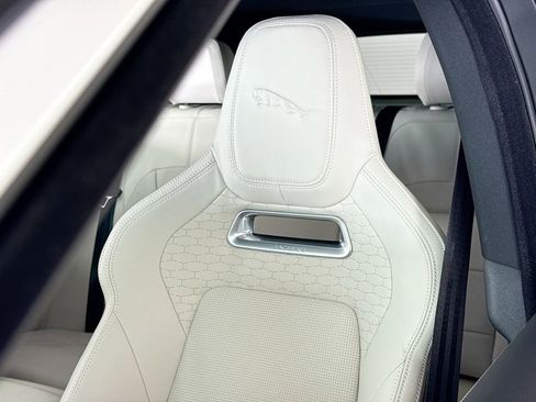 Certified 2025 Jaguar F-PACE R-Dynamic S image 24