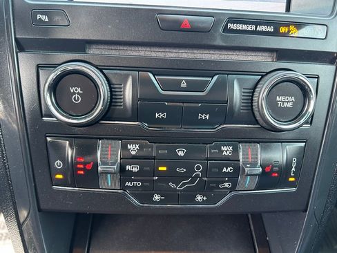 Certified 2017 Ford Explorer XLT w/ Equipment Group 202A image 29