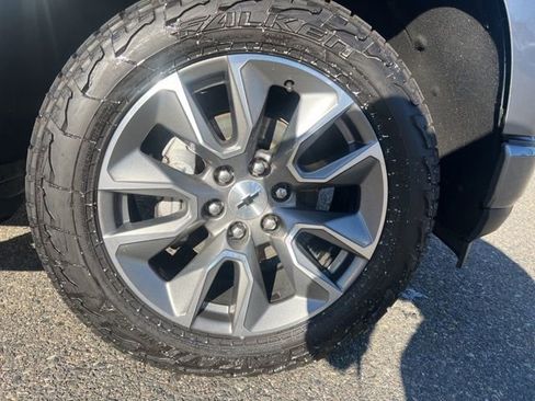 Used 2021 Chevrolet Silverado 1500 RST w/ Z71 Off-Road Package image 10