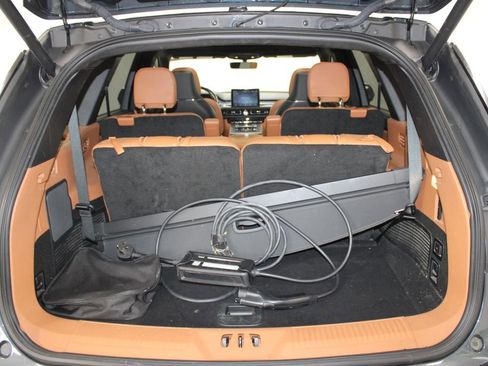 Used 2023 Lincoln Aviator Black Label Grand Touring image 14