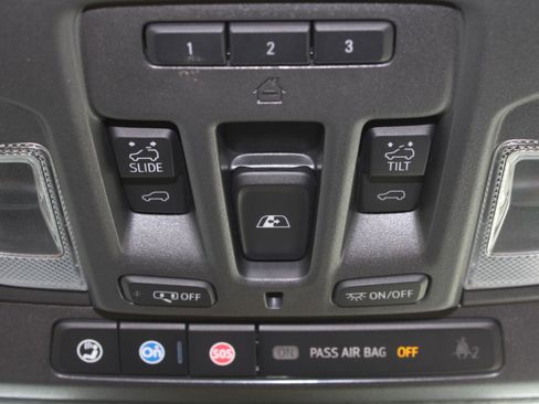 Used 2024 GMC Sierra 1500 Denali Ultimate image 10