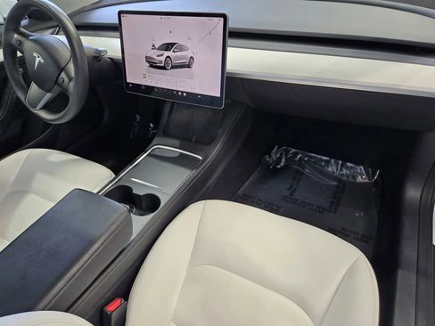 Used 2023 Tesla Model 3 Standard Range RWD image 5