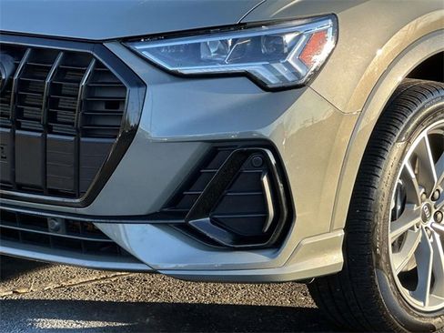Used 2025 Audi Q3 2.0T Premium w/ Convenience Package image 8