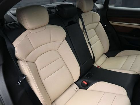 Certified 2022 Porsche Taycan 4S AWD/4WD image 25