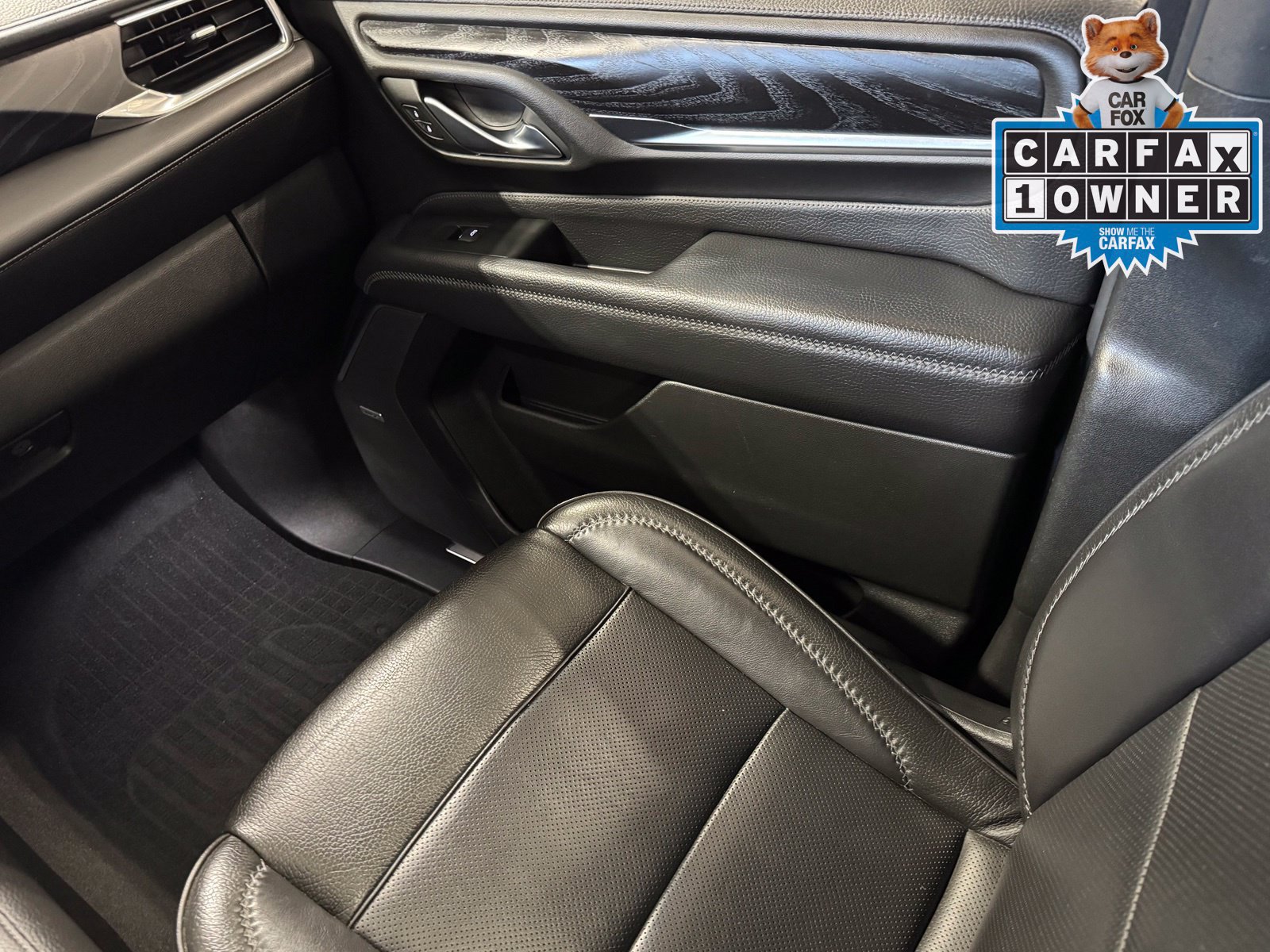 Used 2021 GMC Yukon XL Denali AWD/4WD image 43